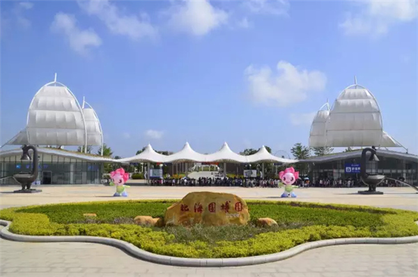 �������V������������