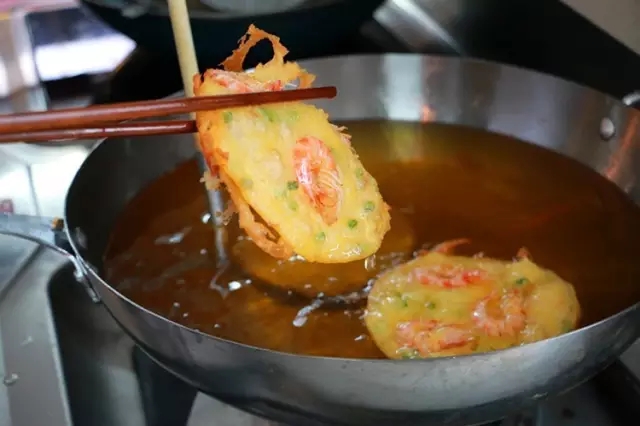 �������V������������