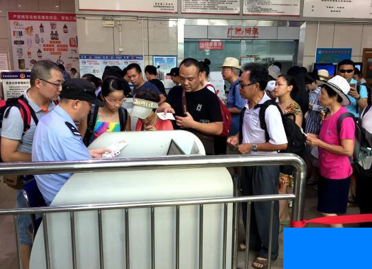 �������ލu���V������������