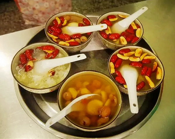 ����������������ʳ���V������������